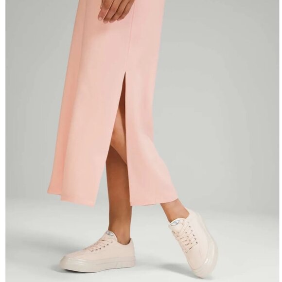 LULULEMON Pink V-neck side slit midi dress lined size 4 quick dry NWOT - Picture 2 of 11